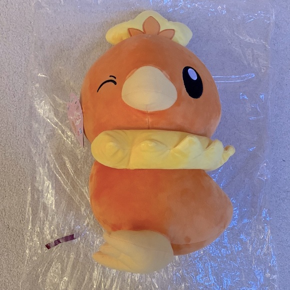 POKEMON TORCHIC PLUSHIE [NWT - From Japan] - Picture 2 of 7